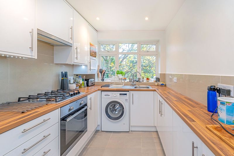 Kitchen- click for photo gallery